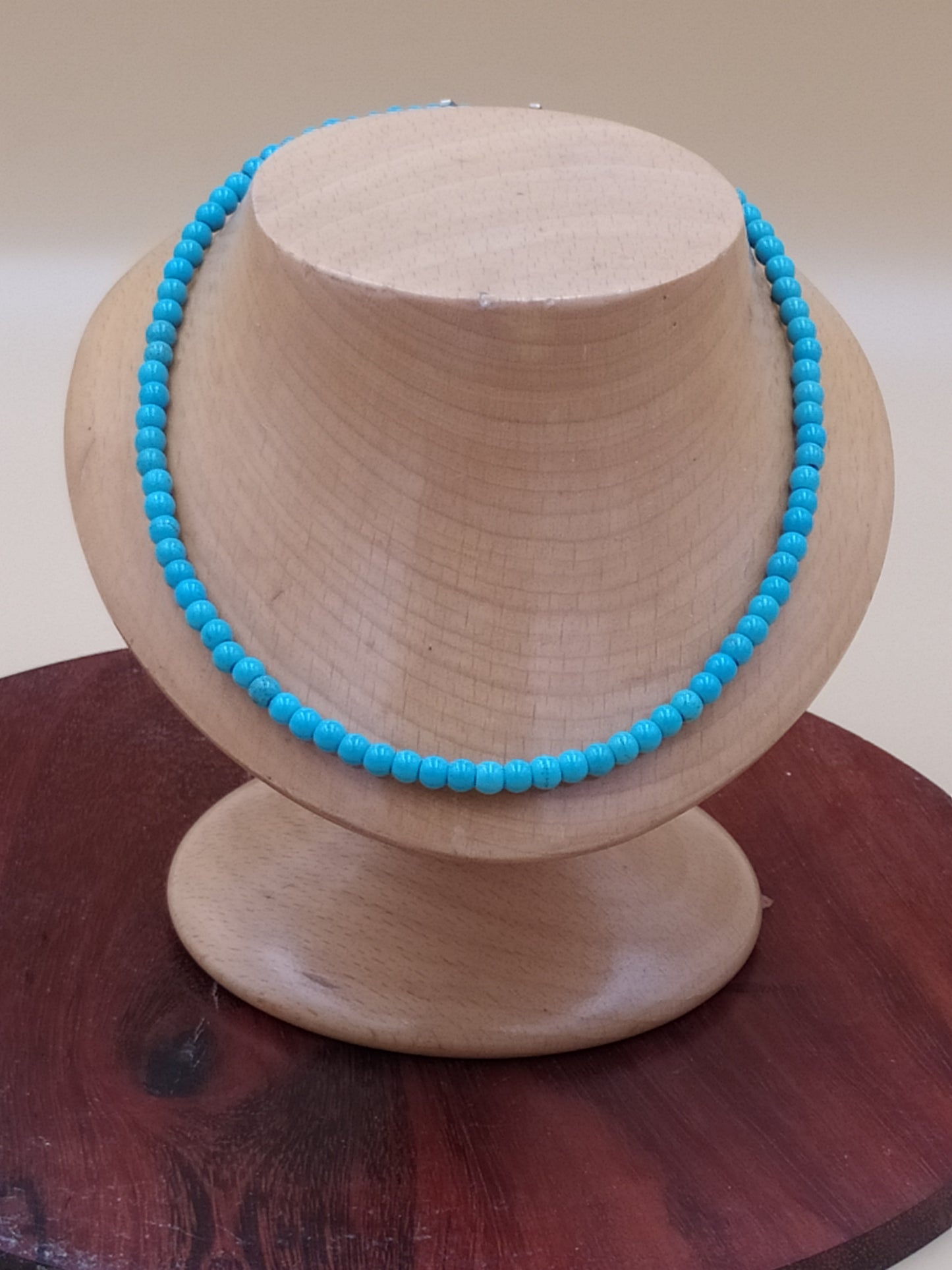 collier tailleur