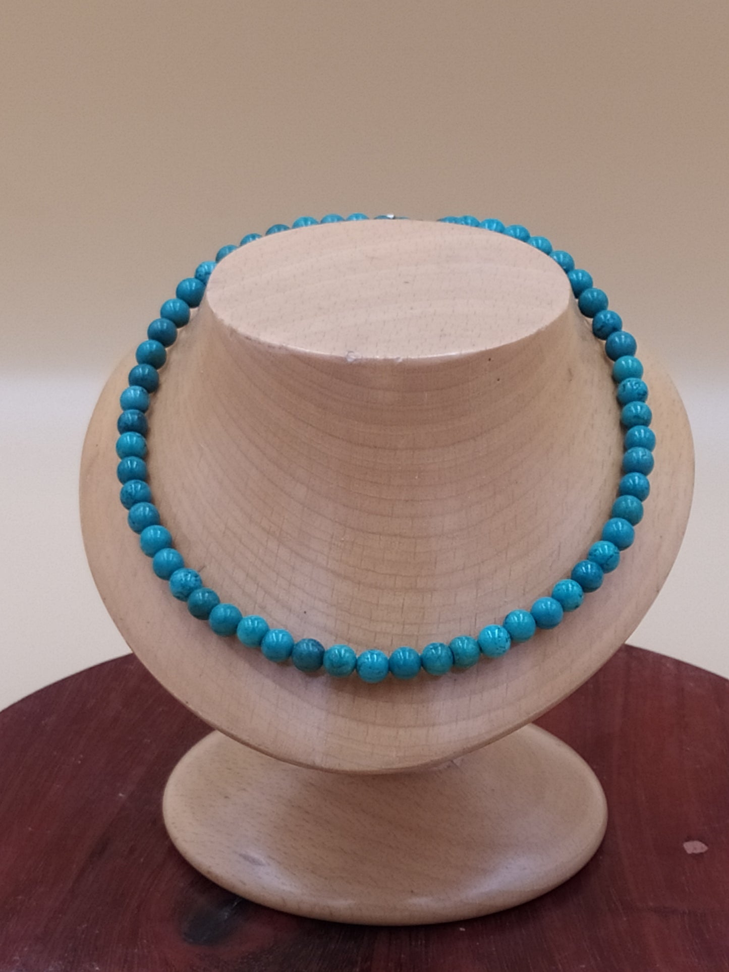 collier tailleur