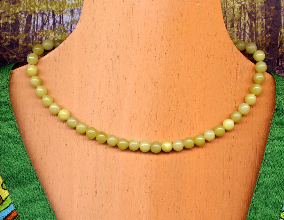 collier tailleur