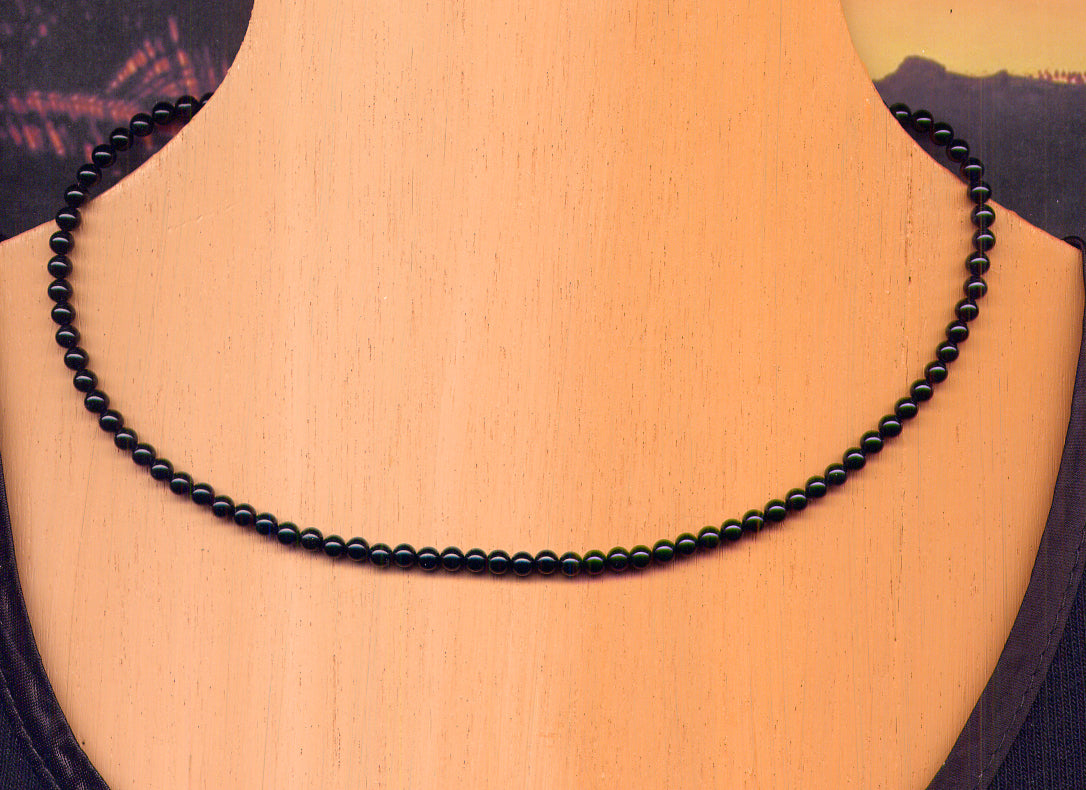 collier tailleur