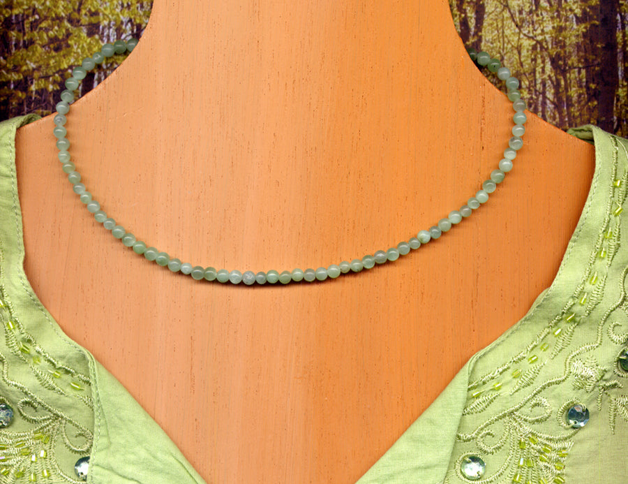 collier tailleur